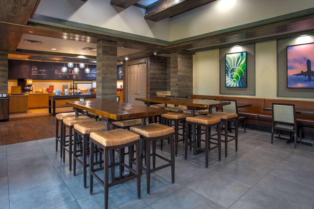 Hampton Inn And Suites Newark Airport 伊麗莎白 餐厅 照片
