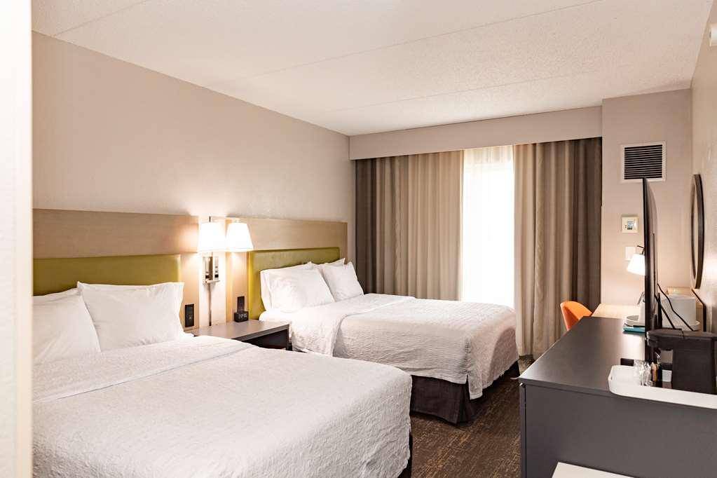 Hampton Inn And Suites Newark Airport 伊麗莎白 客房 照片