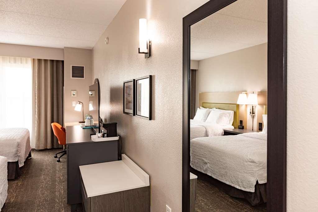 Hampton Inn And Suites Newark Airport 伊麗莎白 客房 照片